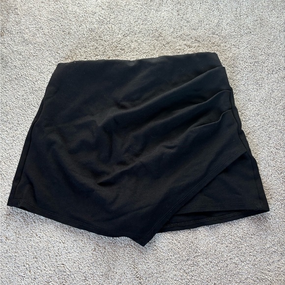 Windsor Pants - Windsor Black Skort